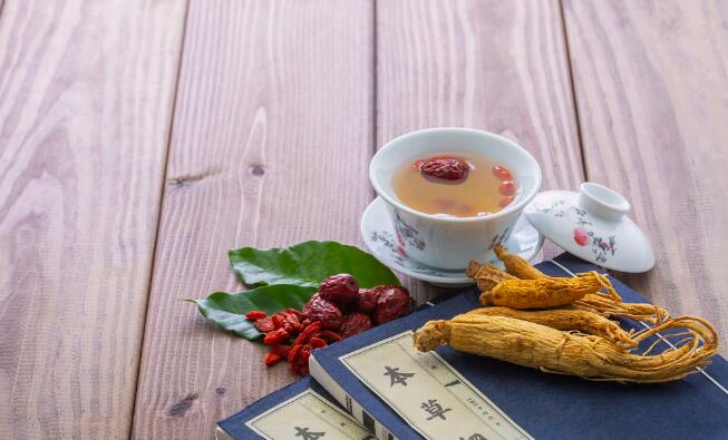 雄蛾酒有什么功效网 :分享雄蛾酒有什么功效与作用-雄蛾酒好用吗知识